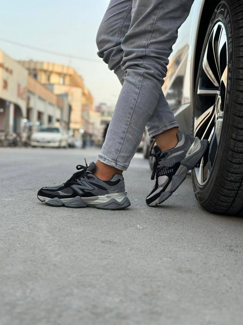 کتونی نیوبالانس ۹۰۶۰ مشکی خاکستری