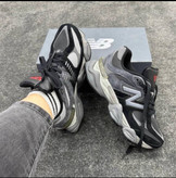 کتونی نیوبالانس ۹۰۶۰ مشکی / خاکستری