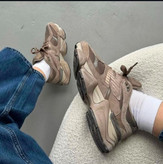 کتونی نیوبالانس ۹۰۶۰ قهوه ای