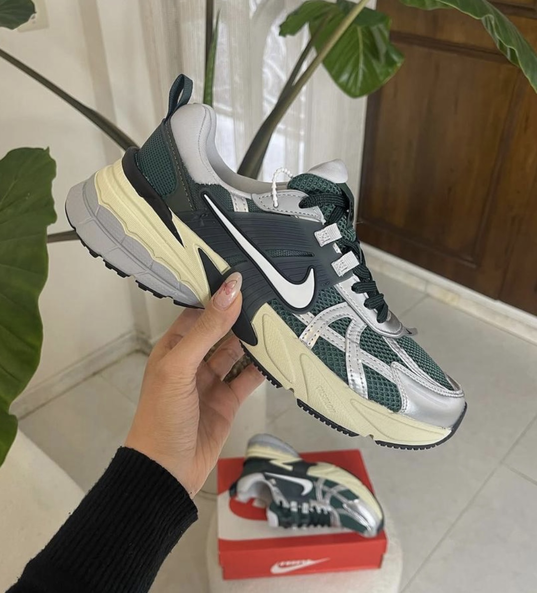 کتونی نایک وی تو کی ران یشمی