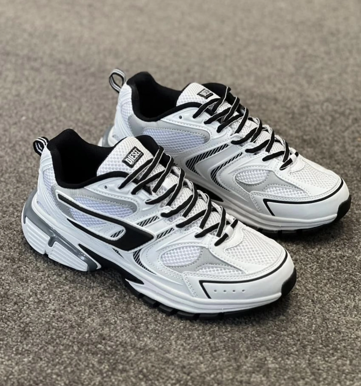 کتونی دیزل سفید /مشکی