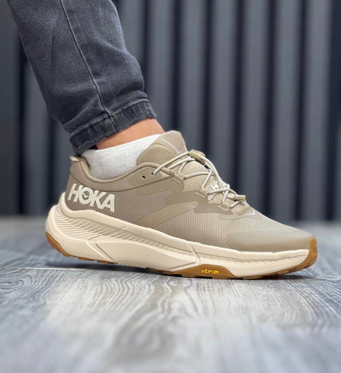 کتونی هوکا ترانسپورت کرم  / نسکافه ای