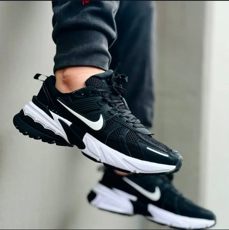 کتونی نایک وی تو کی ران مشکی زیره سفید