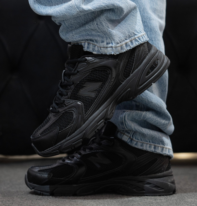 کتونی نیوبالانس 530 رنگ مشکی