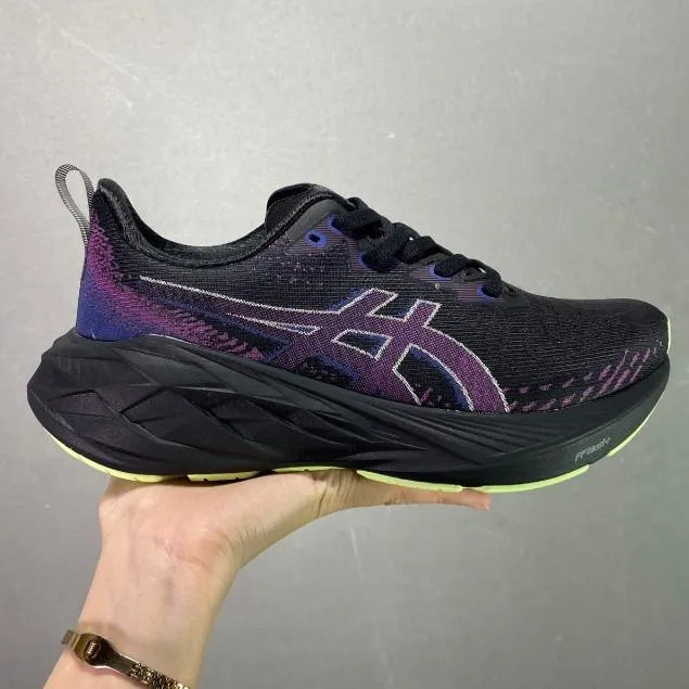 آسیکس نوابلاست ۴ مشکی / بنفش