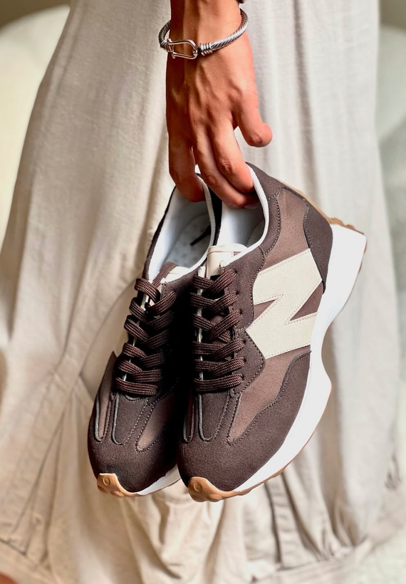 کتونی نیوبالانس 327 قهوه ای / کرم