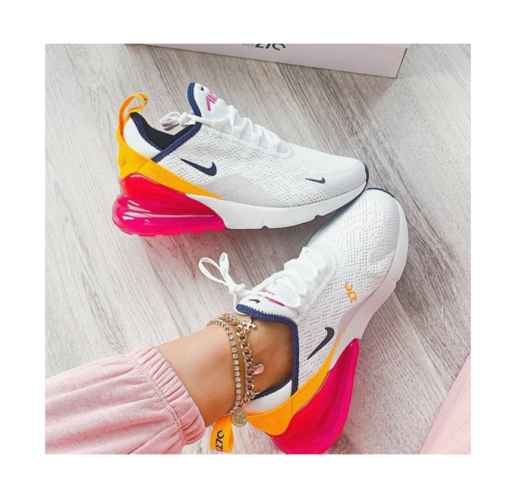 کتانی رانینگ زنانه نایک ایر مکس 270