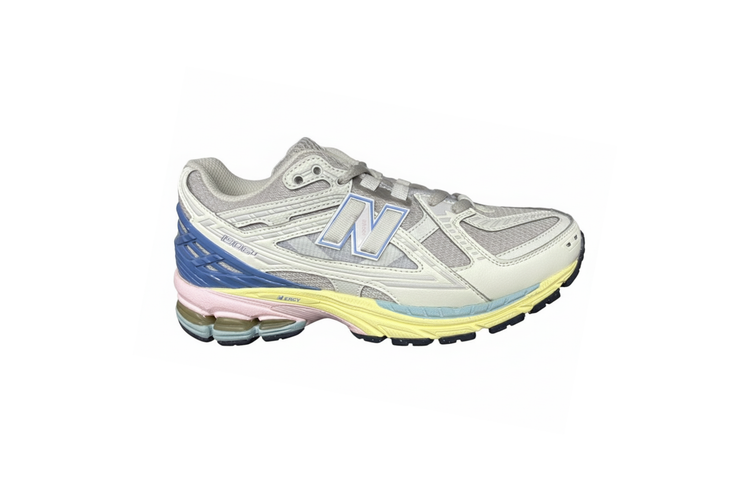 کتونی نیوبالانس 1906R سفید / زیره رنگی