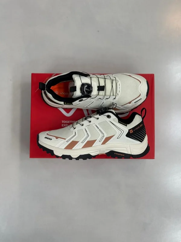 کفش طبیعت‌گردی و پیاده‌روی ویکو کرم | Vico