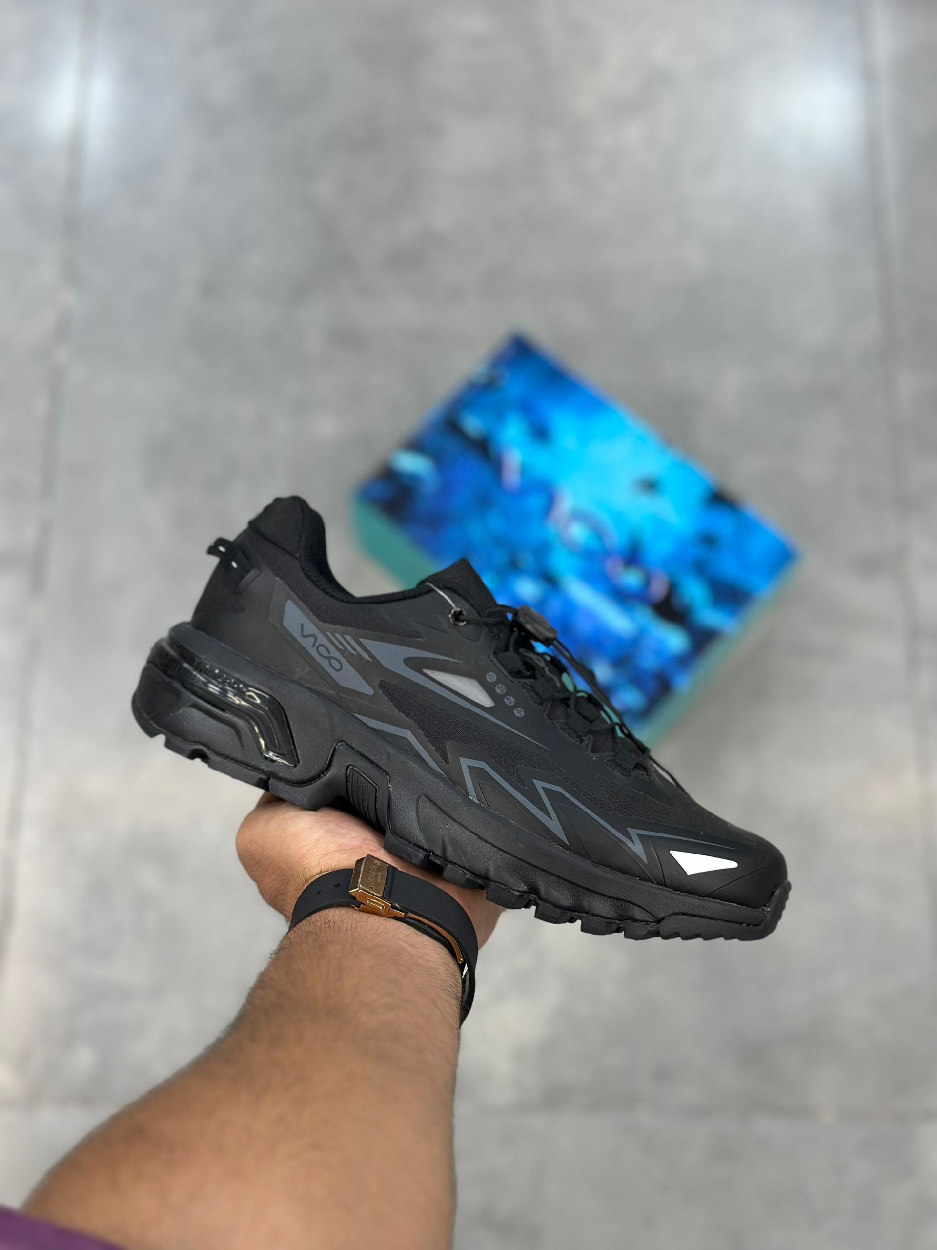 کفش پیاده روی و طبیعت گردی (ضد آب ) ویکو مشکی | vico