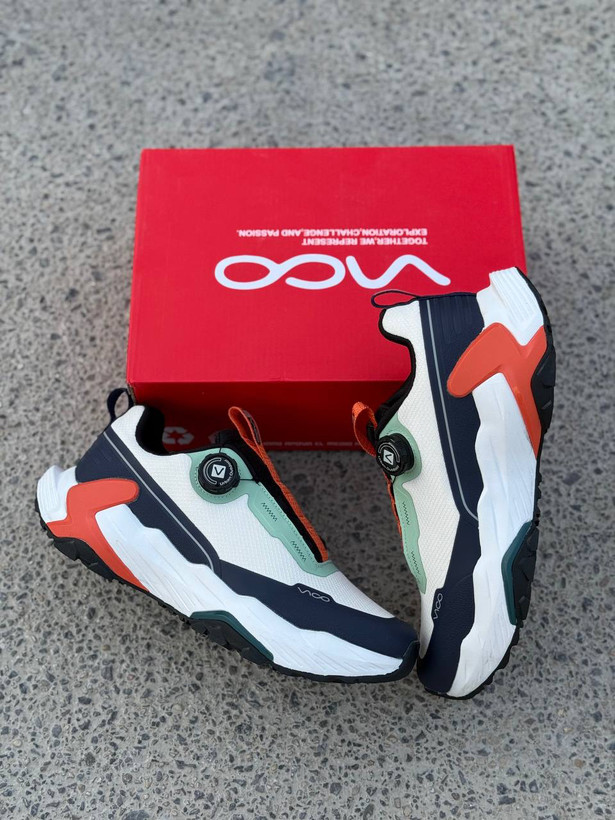 کتونی ویکو مدل واکینگ بند پیچی سفید \ سرمه ای